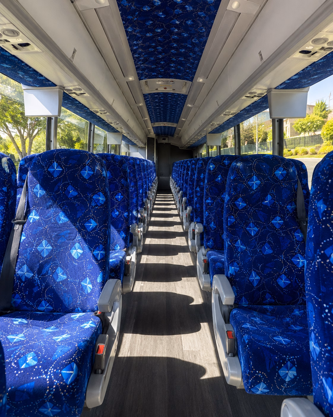 charter buses south on i 35 to wichita oklahoma city and dallas