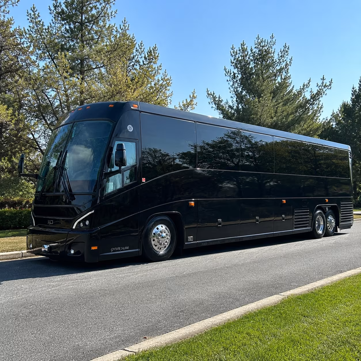 fort leavenworth shuttle buses for cgsc graduations and personnel movements
